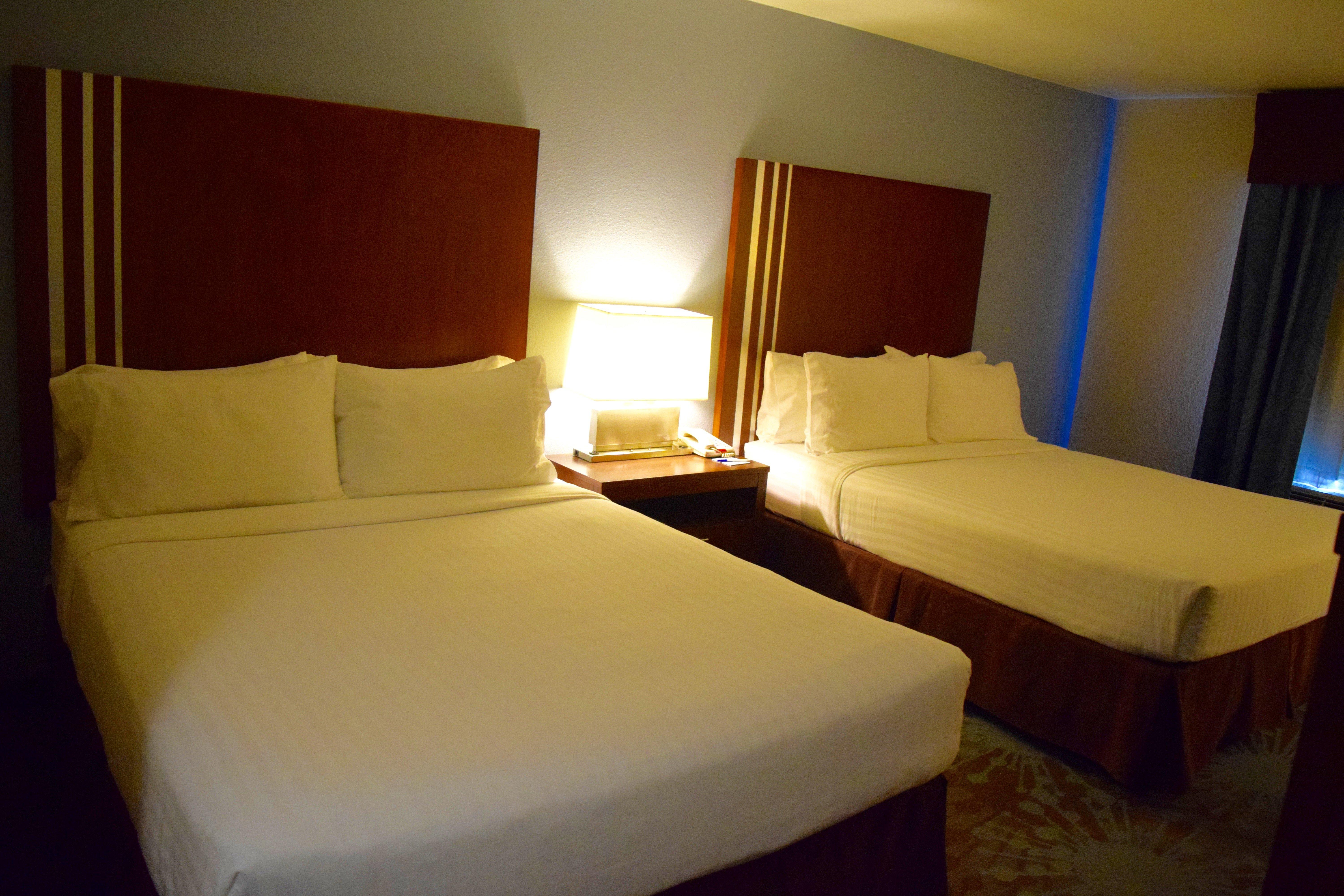 Holiday Inn Express & Suites San Antonio Nw Near Seaworld, An Ihg Hotel Buitenkant foto